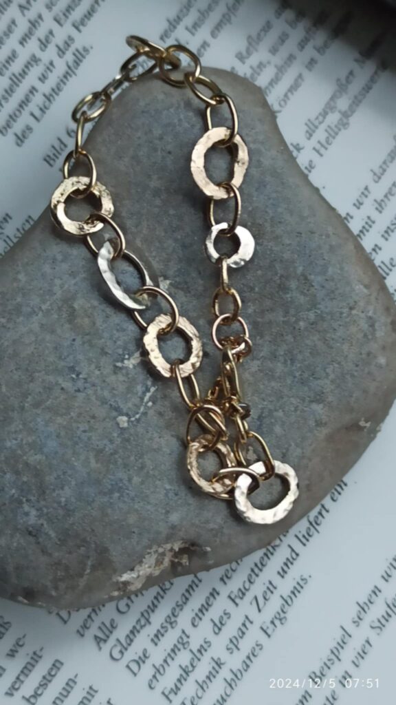 Handmade white gold armband Herolda Jewellery