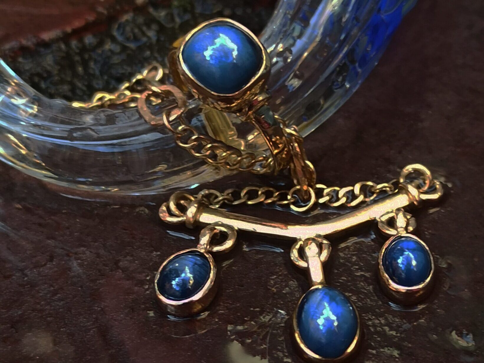 Gold necklace with opals Herolda Jewellery